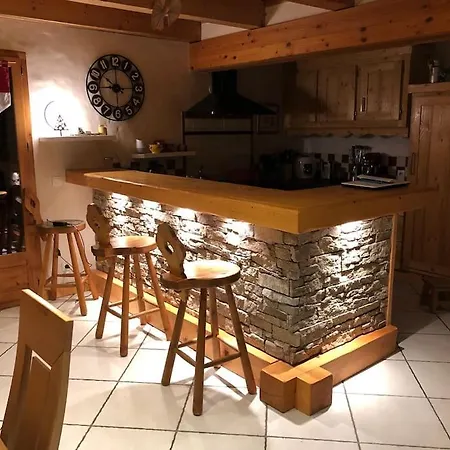 Chalet Les Champerons - Entre Lacs Et Montagne *